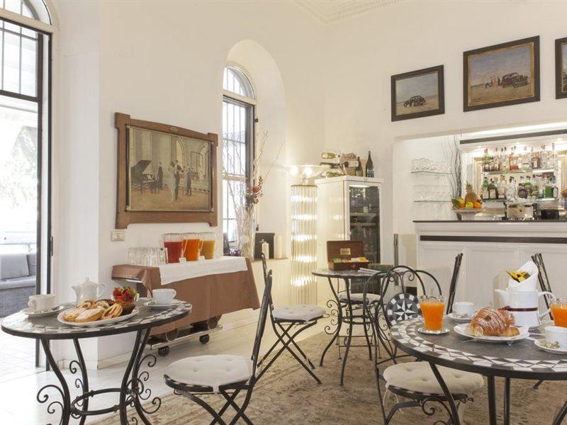 Pirandello Hotel